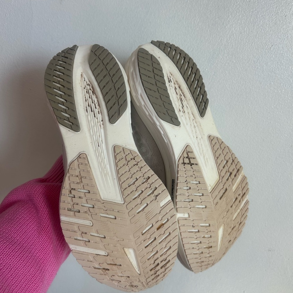Brooks Launch Women's Running Shoes - tan - Picture 7 of 7